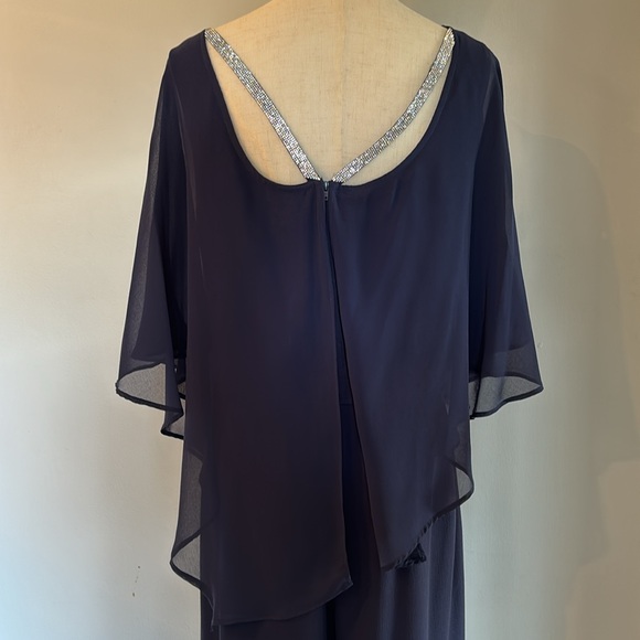 Luxology Women’s Large Navy Formal Pantsuit - Picture 6 of 11